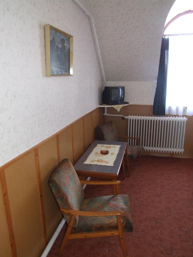 Hotel Revesz Vendeghaz Harkány Pokój zdjęcie