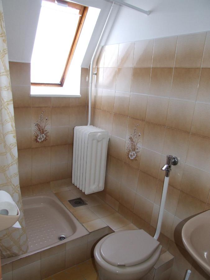 Hotel Revesz Vendeghaz Harkány Pokój zdjęcie