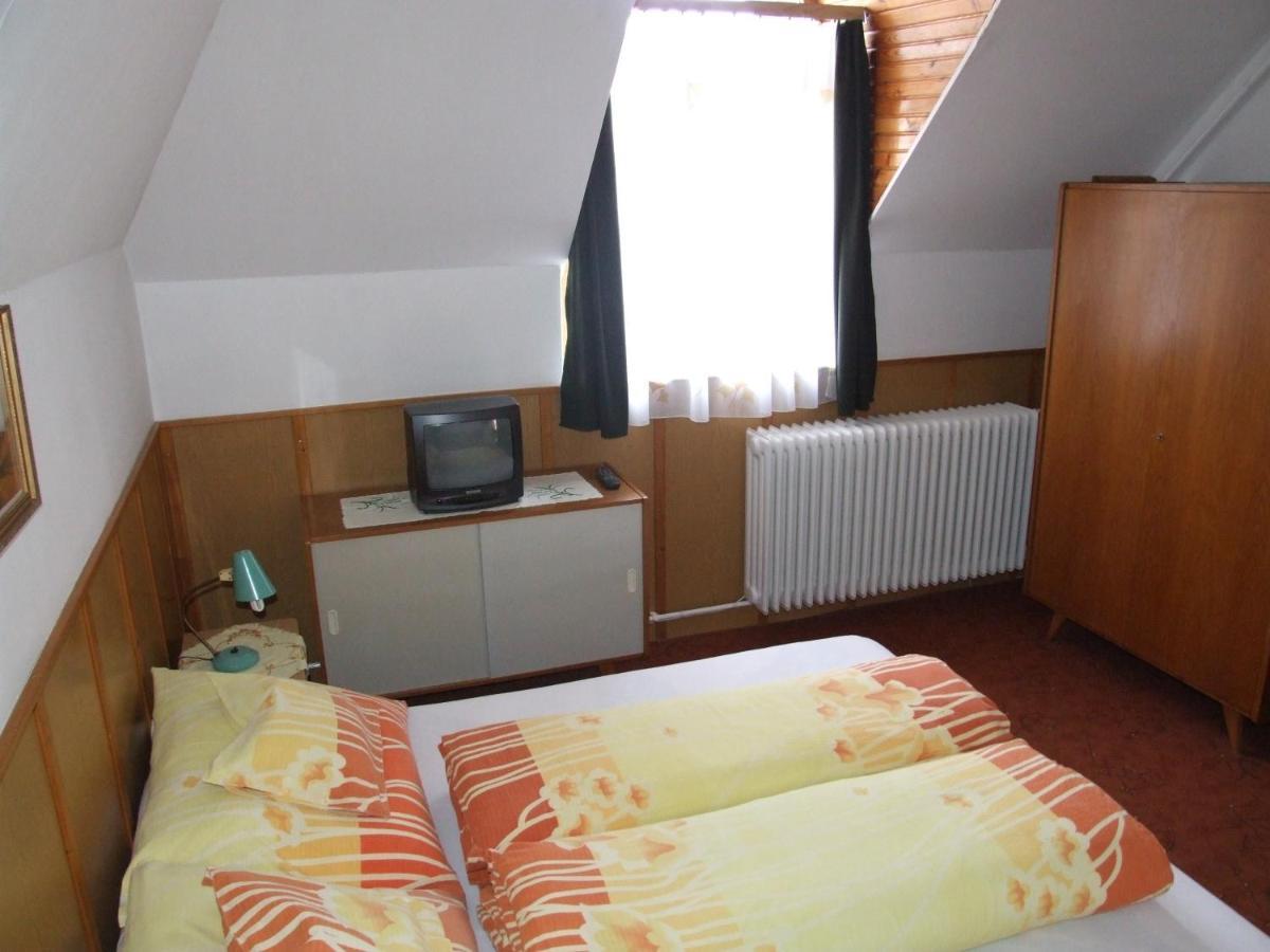 Hotel Revesz Vendeghaz Harkány Pokój zdjęcie