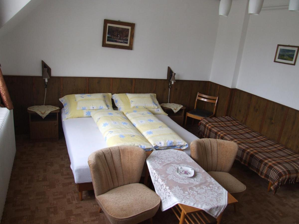 Hotel Revesz Vendeghaz Harkány Pokój zdjęcie
