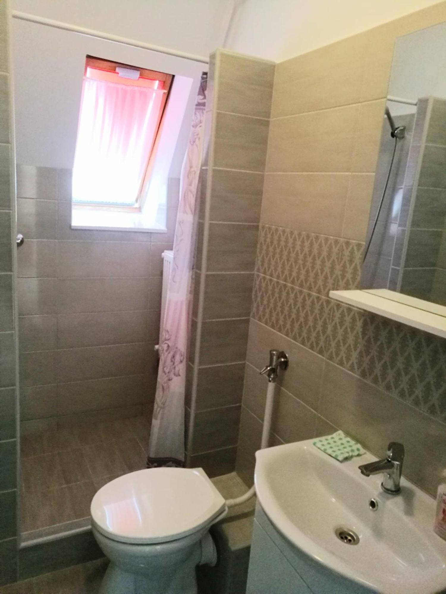 Hotel Revesz Vendeghaz Harkány Zewnętrze zdjęcie