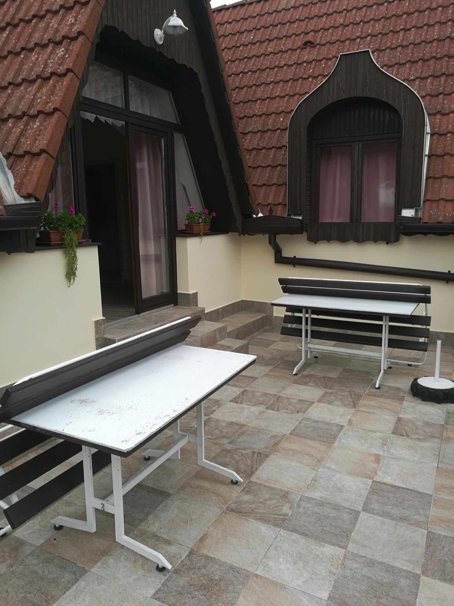 Hotel Revesz Vendeghaz Harkány Zewnętrze zdjęcie